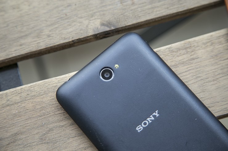 Sony-Xperia-E4g-recenzija-test-8.jpg